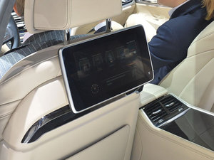 2016款M760Li xDrive 空间座椅