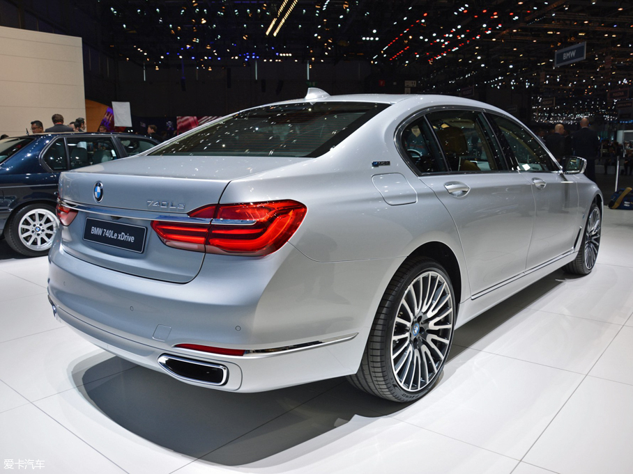 2017R7ϵԴ 740Le xDrive