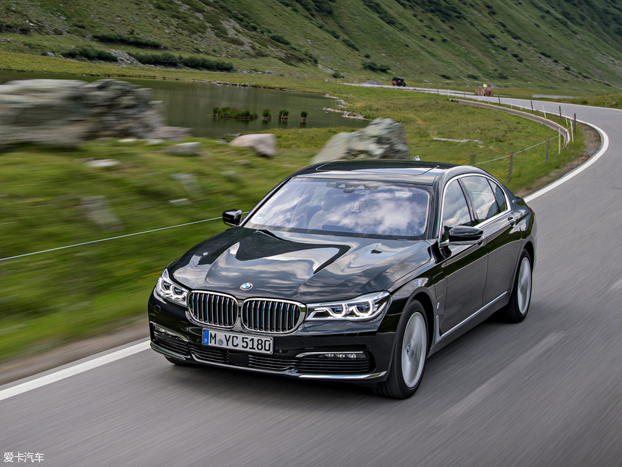 2017R7ϵԴ 740Le xDrive