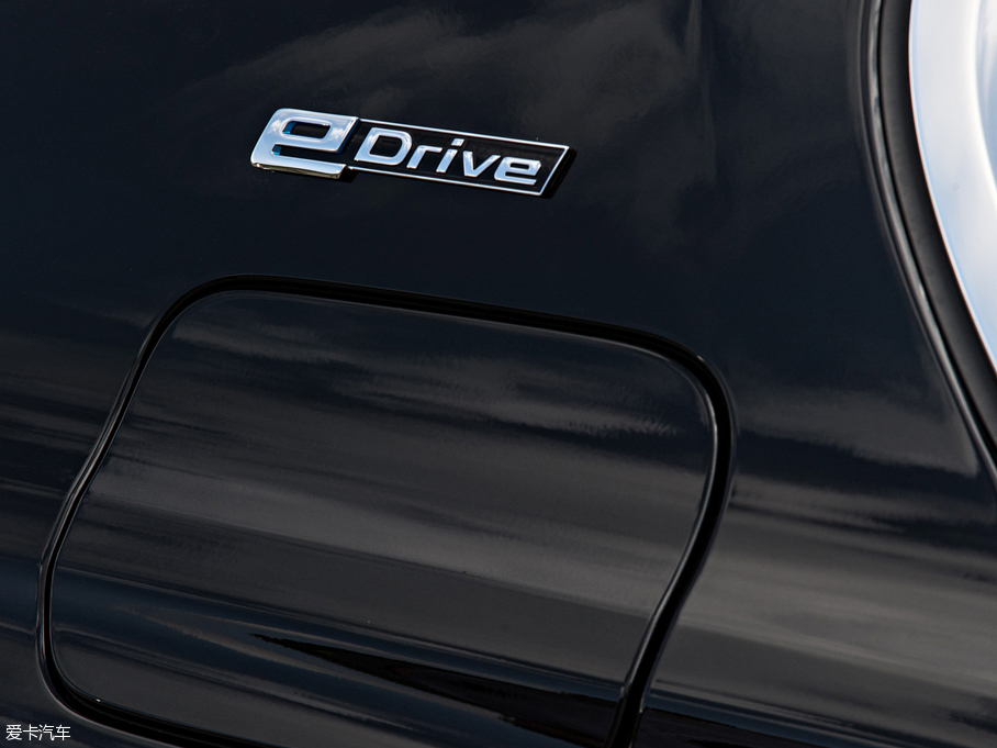 2017R7ϵԴ 740Le xDrive