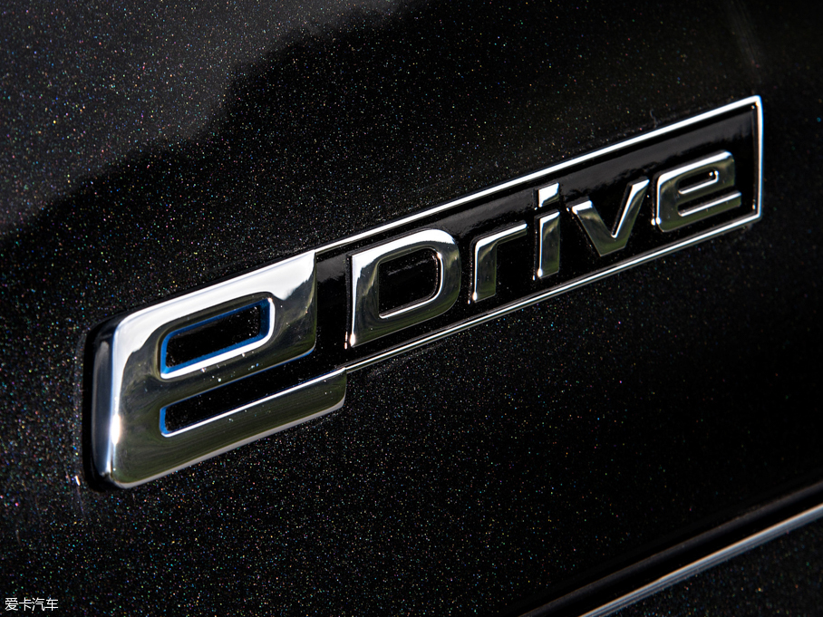 2017R7ϵԴ 740Le xDrive
