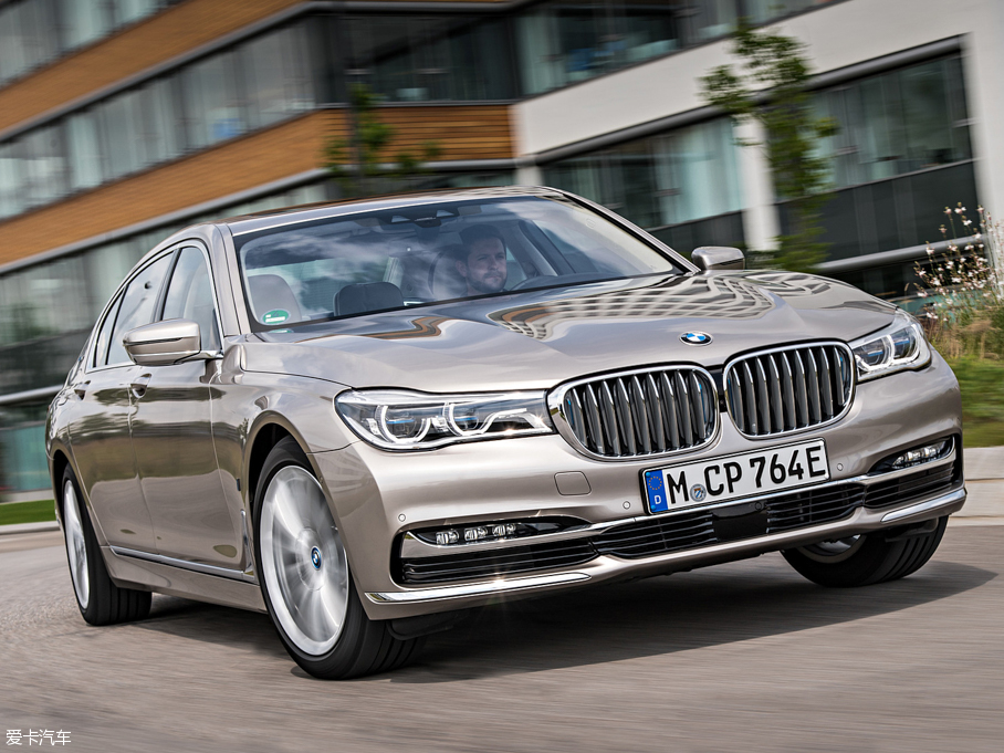 2017R7ϵԴ 740Le xDrive