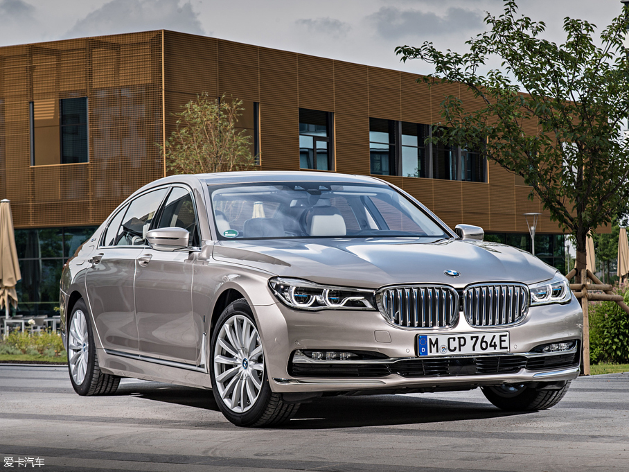 2017R7ϵԴ 740Le xDrive