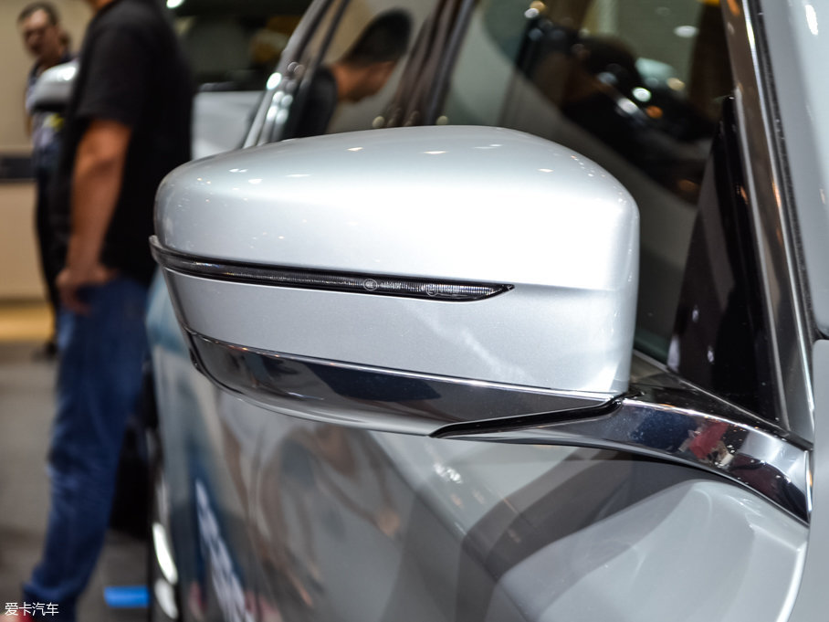 2017R7ϵԴ 740Le xDrive