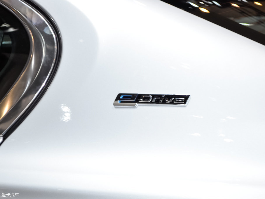 2017R7ϵԴ 740Le xDrive