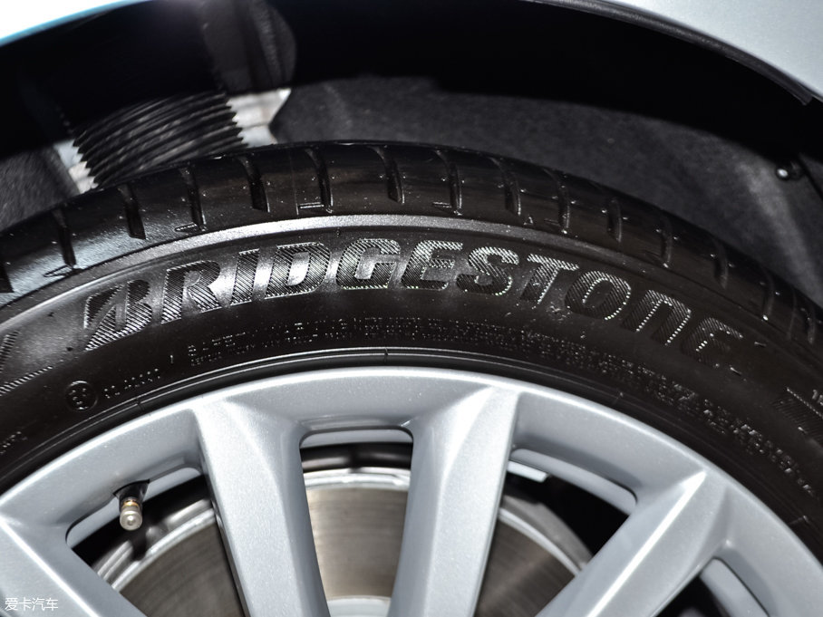 2017R7ϵԴ 740Le xDrive