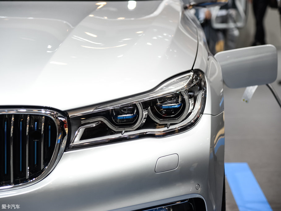 2017R7ϵԴ 740Le xDrive