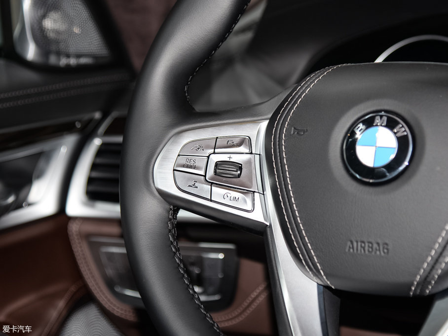 2017R7ϵԴ 740Le xDrive