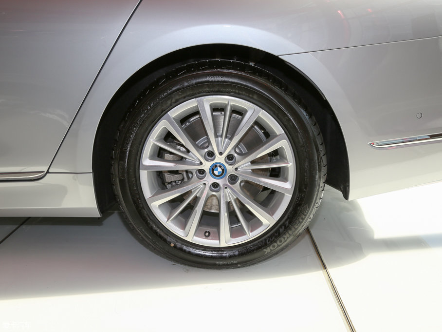 2017R7ϵԴ 740Le xDrive