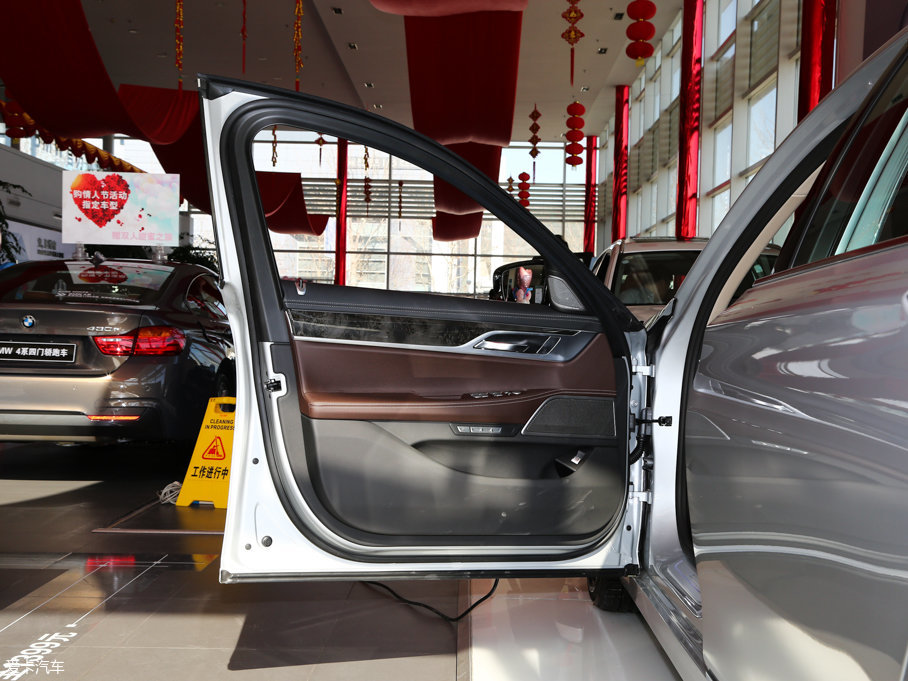 2017R7ϵԴ 740Le xDrive