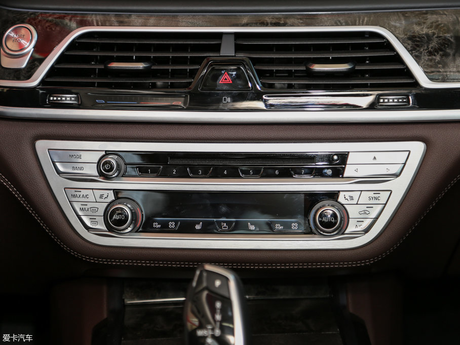 2017R7ϵԴ 740Le xDrive