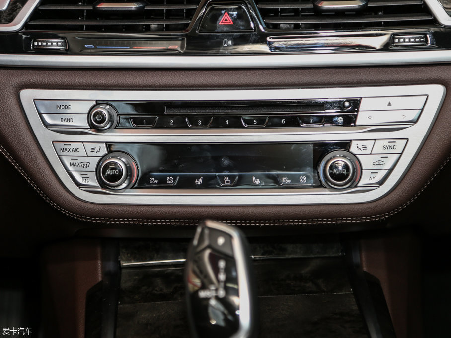 2017R7ϵԴ 740Le xDrive