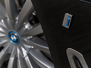 2017740Le xDrive (x)(ji)^