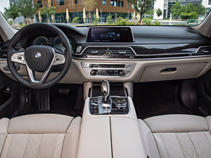 2017740Le xDrive п؅^