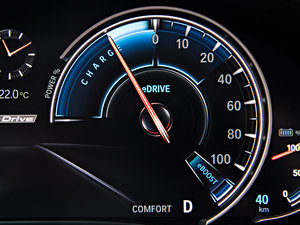 2017740Le xDrive п؅^