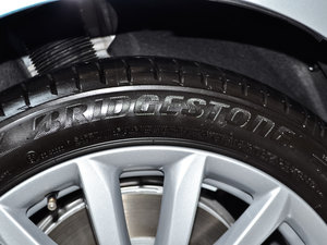 2017740Le xDrive (x)(ji)^