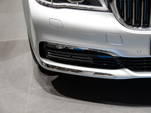 2017740Le xDrive (x)(ji)^