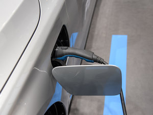 2017740Le xDrive (x)(ji)^