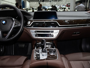 2017740Le xDrive п؅^