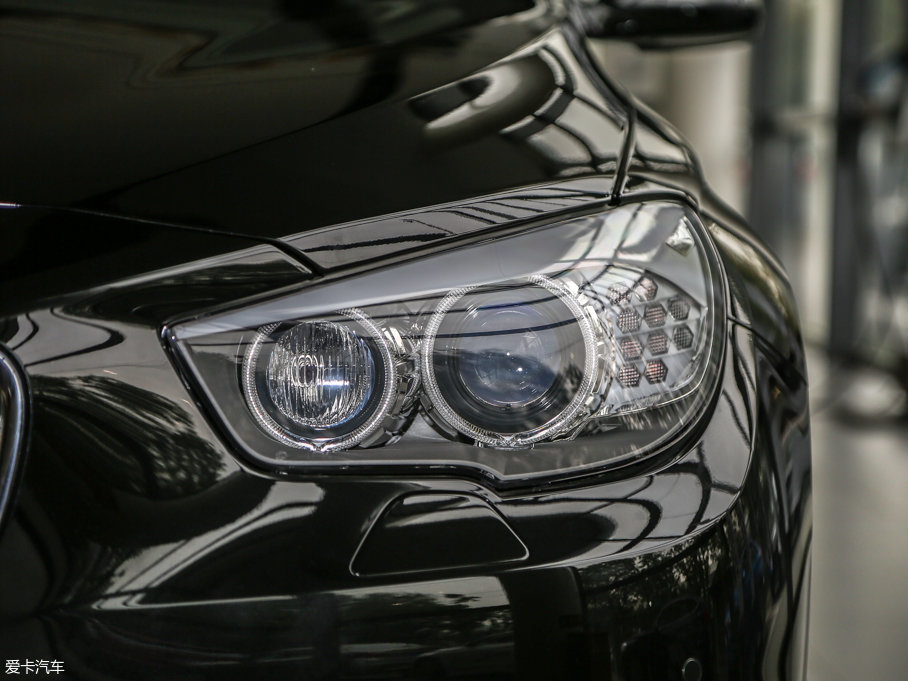 2015R5ϵGT 528i A