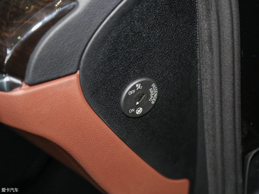 2015R5ϵGT 535i I