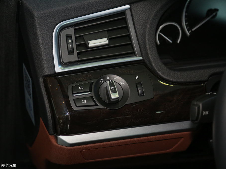 2015R5ϵGT 535i I