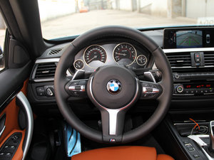 2015款428i 限量版 方向盘
