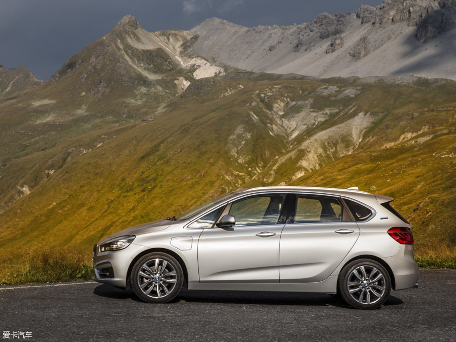 2015R2ϵʽτ܇ 225xe plug-in hybrid