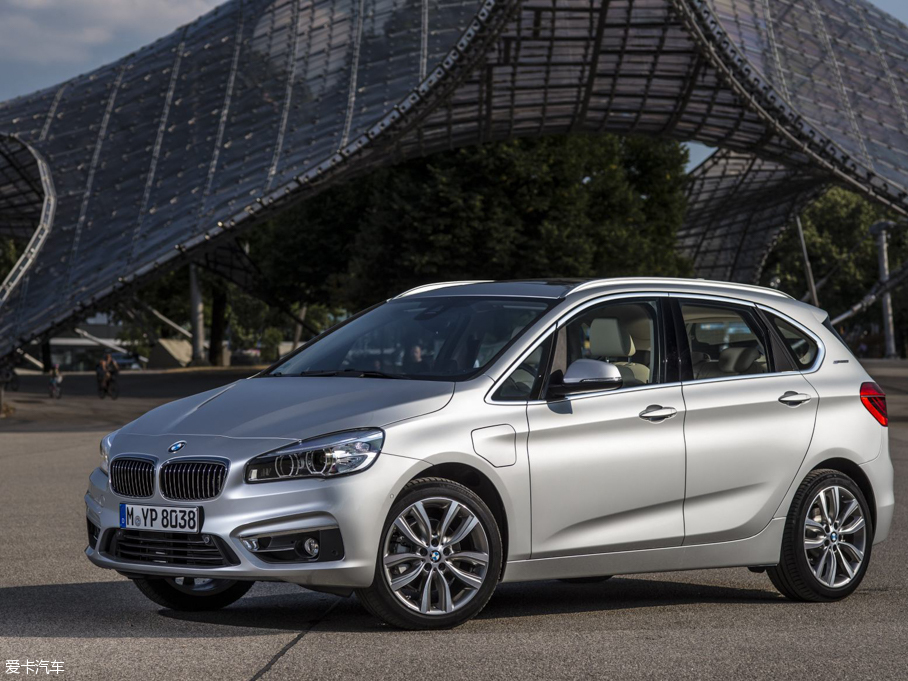 2015��R2ϵ���ʽ��τ�������܇ 225xe plug-in hybrid