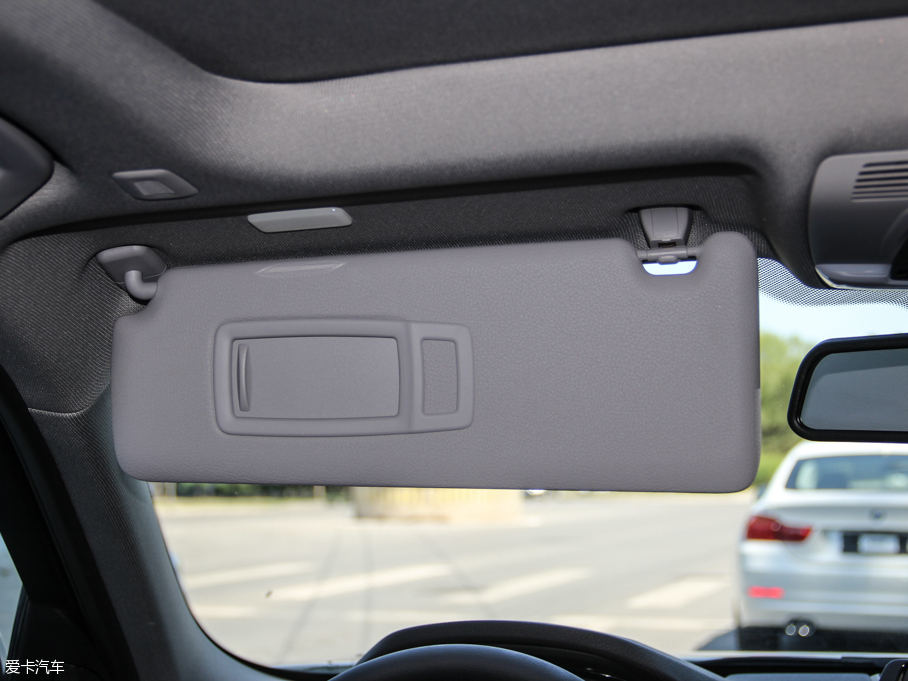 2016R3ϵ܇ 320i r