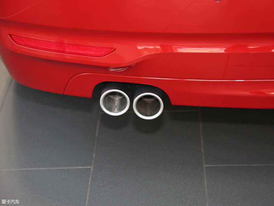 2017��R2ϵ�p�T 220i �I����