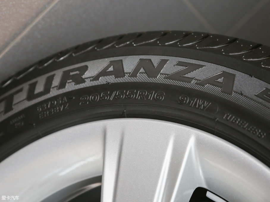 2017R2ϵpT 220i I