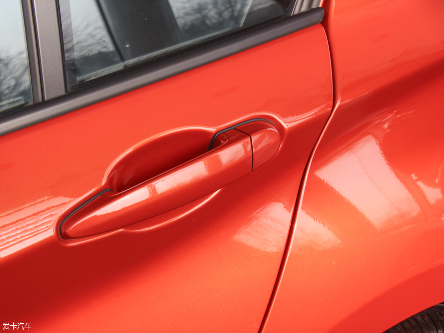 2016R1ϵɎ 118i I