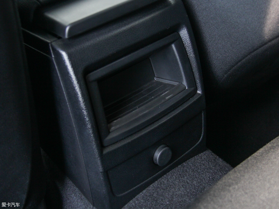 2016R1ϵɎ 118i I