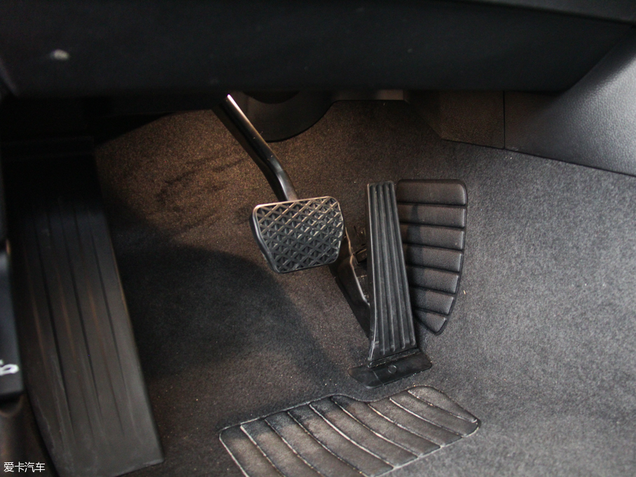 2016R1ϵɎ 118i I