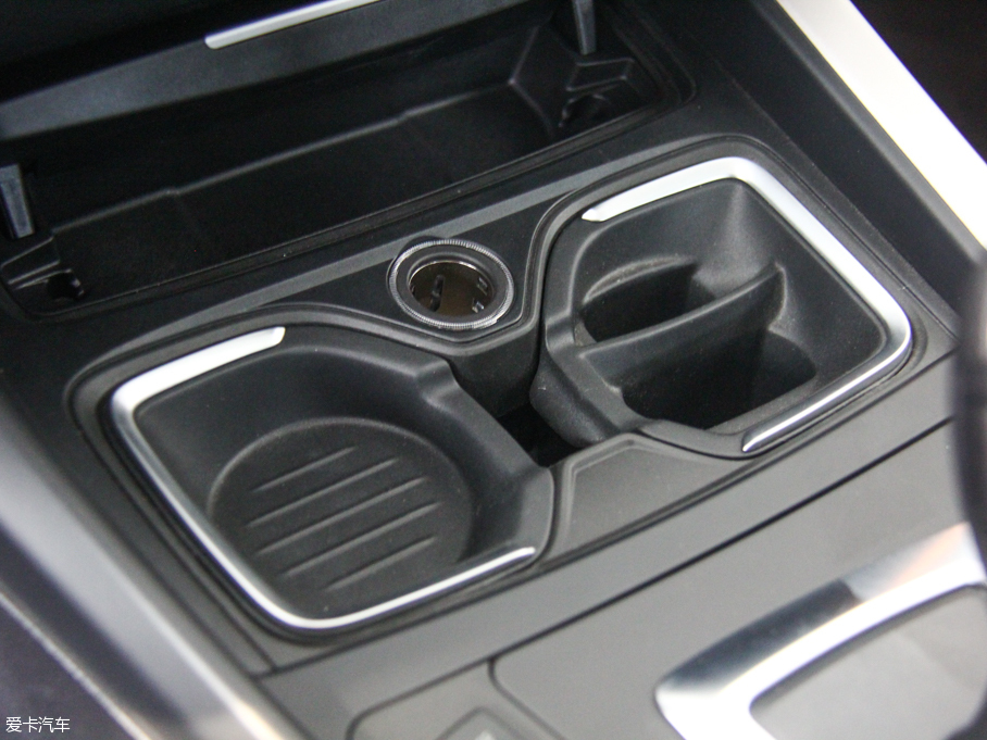 2016R1ϵɎ 118i I