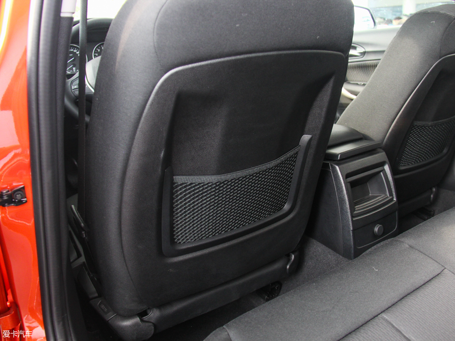 2016R1ϵɎ 118i I