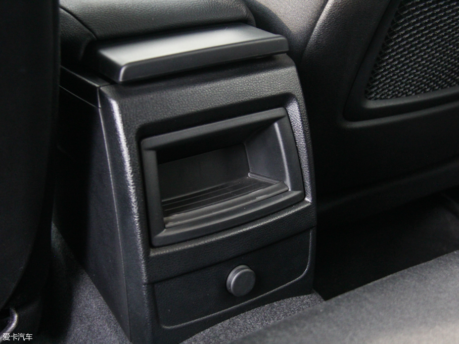 2016R1ϵɎ 118i I