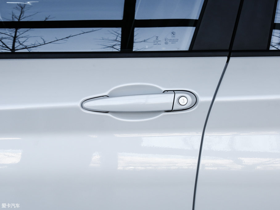 2016R1ϵɎ 120i \OӋb