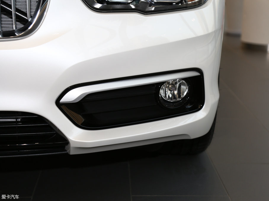 2016R1ϵɎ 118i OӋb