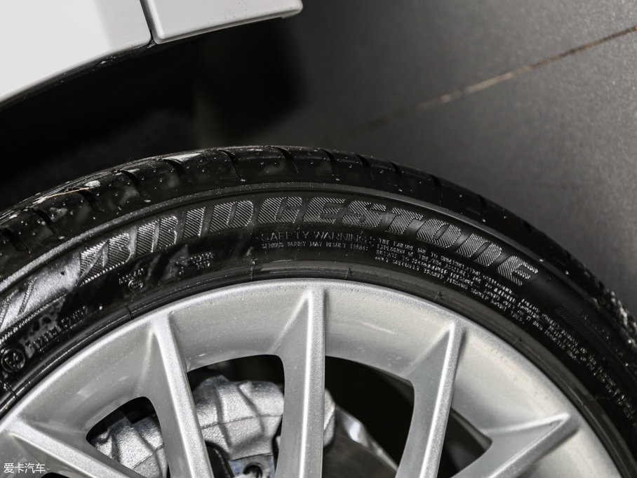 2016R1ϵɎ 120i I