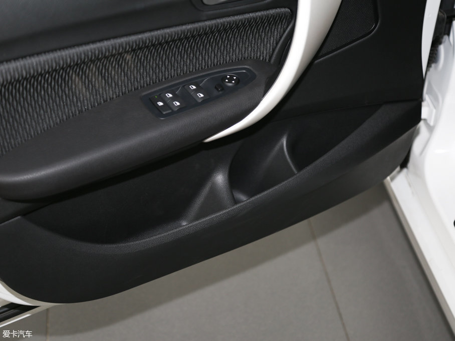 2016R1ϵɎ 120i I