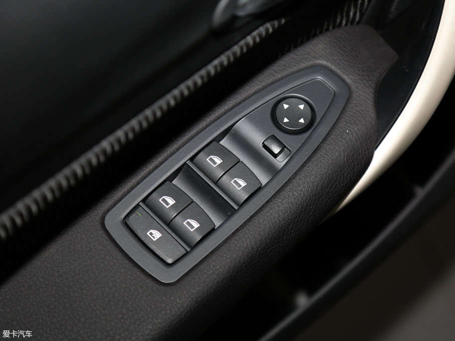 2016R1ϵɎ 120i I