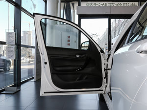 2016款120i 运动设计套装 驾驶位车门
