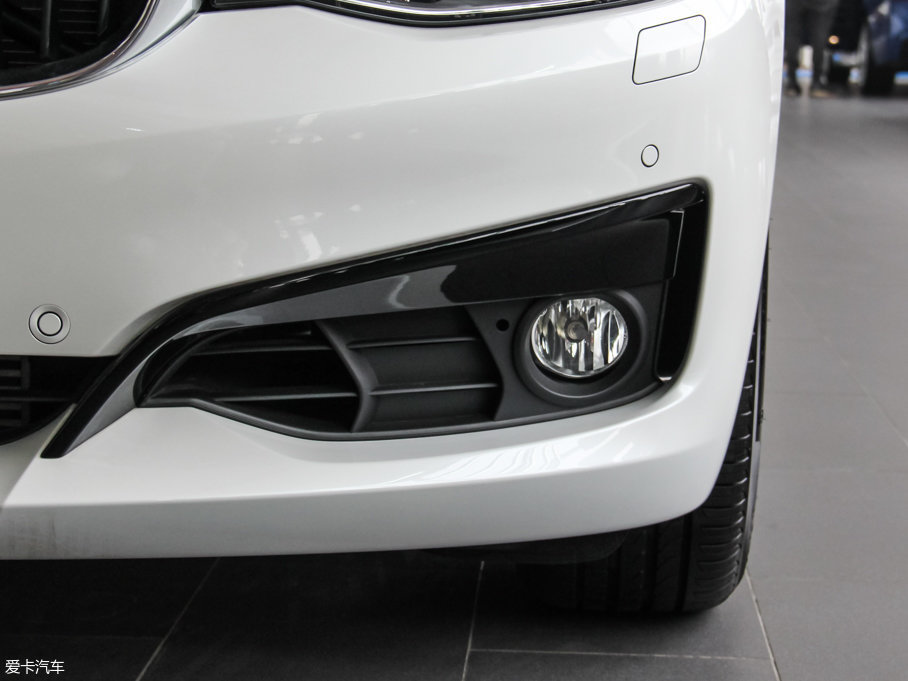 2016R3ϵGT 320i OӋb