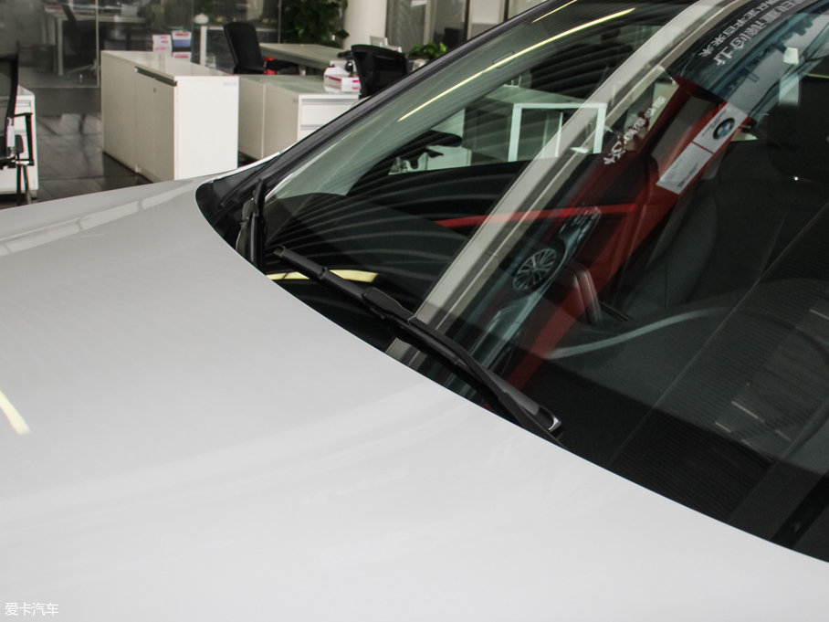 2016R3ϵGT 320i OӋb