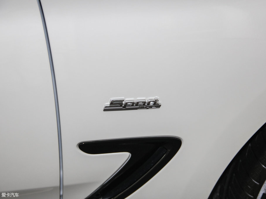 2016R3ϵGT 320i OӋb