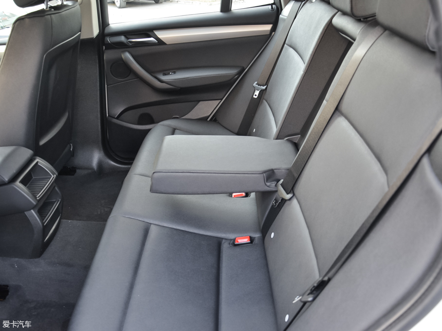 2016RX3M(jn)ڣ sDrive20i