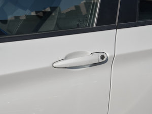 2016sDrive20i (x)(ji)^