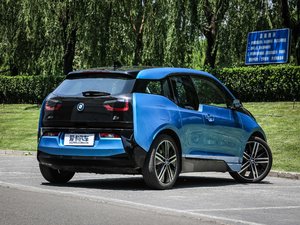 2016款升级款 豪华型 整体外观